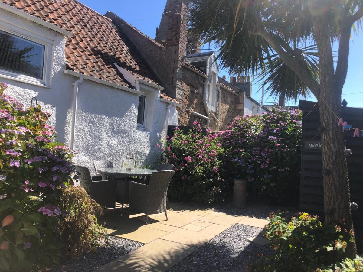 Beautiful Coastal Cottage In Pittenweem Exterior photo
